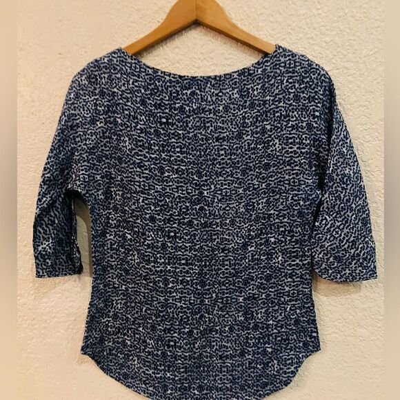 Carolina Herrera Silk Blouse Sz 0-6 3/4 Sleeves Gray Blue Dots - Picture 3 of 11